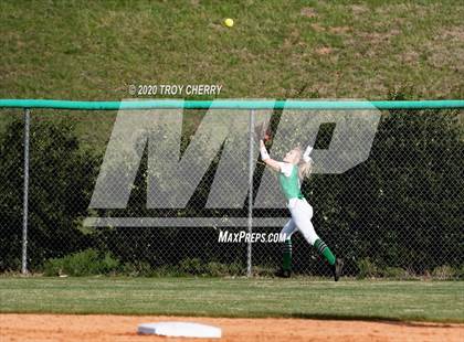 Thumbnail 2 in Central @ Weddington photogallery.
