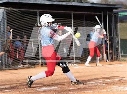 Thumbnail 3 in Central @ Weddington photogallery.