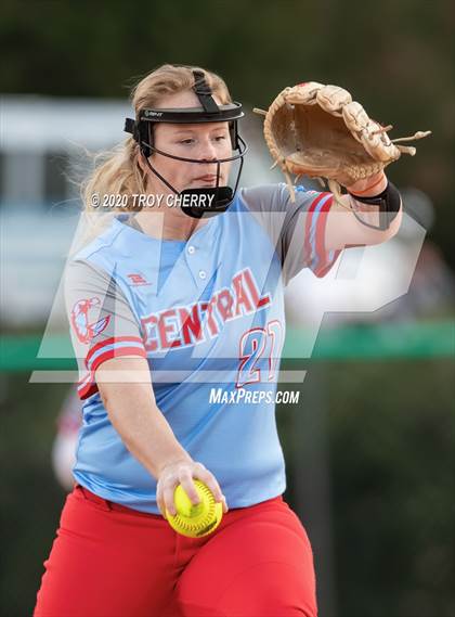 Thumbnail 1 in Central @ Weddington photogallery.