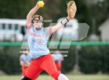 Thumbnail 3 in Central @ Weddington photogallery.