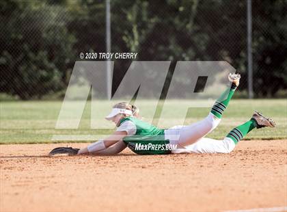 Thumbnail 2 in Central @ Weddington photogallery.