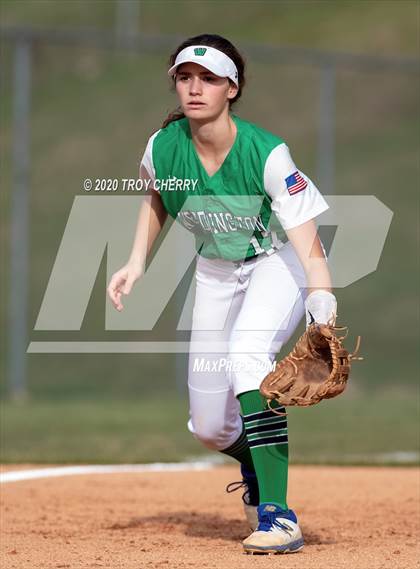 Thumbnail 3 in Central @ Weddington photogallery.