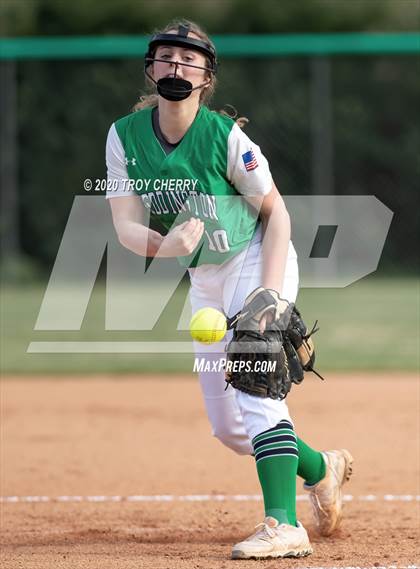 Thumbnail 3 in Central @ Weddington photogallery.