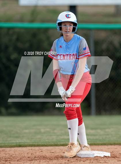 Thumbnail 1 in Central @ Weddington photogallery.