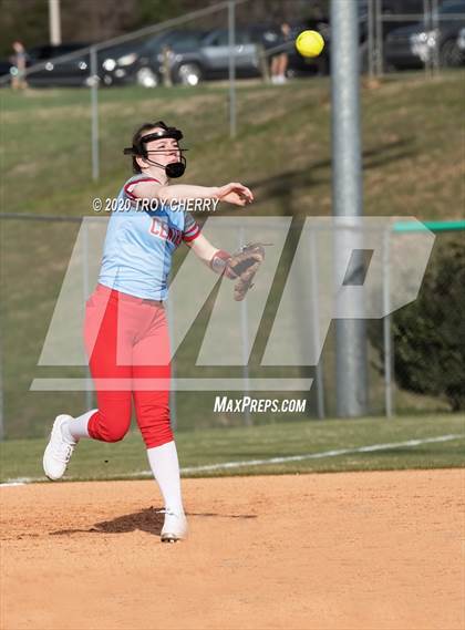 Thumbnail 3 in Central @ Weddington photogallery.