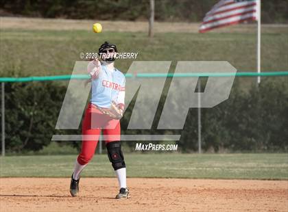 Thumbnail 1 in Central @ Weddington photogallery.