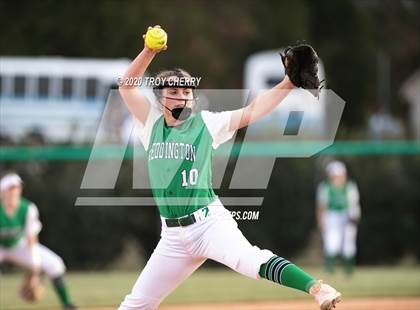 Thumbnail 3 in Central @ Weddington photogallery.