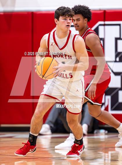 Thumbnail 3 in New Castle @ North Hills photogallery.