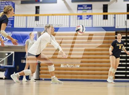Thumbnail 3 in Notre Dame Academy vs Campbell Co. photogallery.