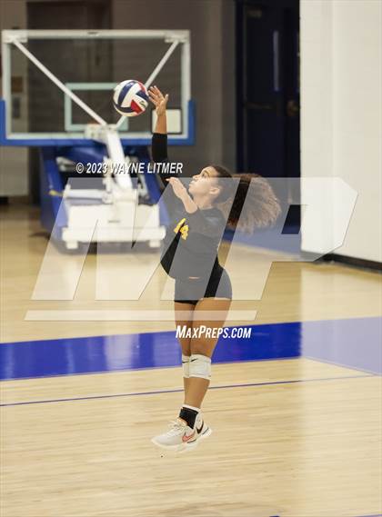 Thumbnail 1 in Notre Dame Academy vs Campbell Co. photogallery.