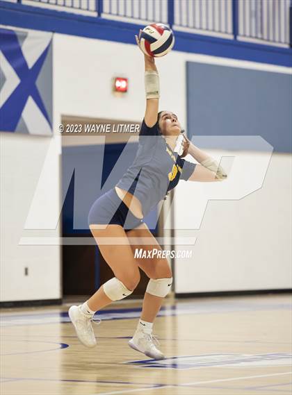 Thumbnail 2 in Notre Dame Academy vs Campbell Co. photogallery.