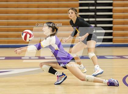 Thumbnail 3 in Notre Dame Academy vs Campbell Co. photogallery.