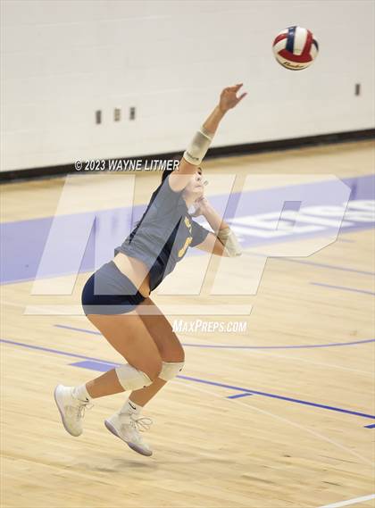 Thumbnail 2 in Notre Dame Academy vs Campbell Co. photogallery.