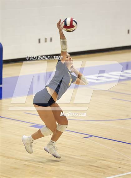 Thumbnail 3 in Notre Dame Academy vs Campbell Co. photogallery.