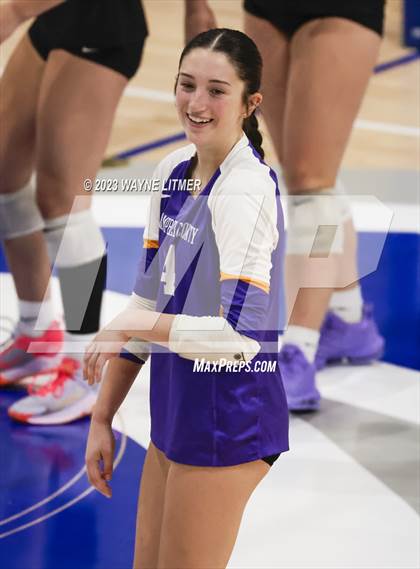 Thumbnail 3 in Notre Dame Academy vs Campbell Co. photogallery.