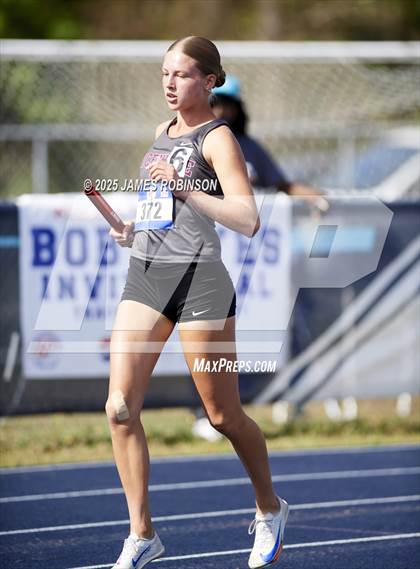 Thumbnail 1 in Bob Hayes Invitational (4x100m) photogallery.