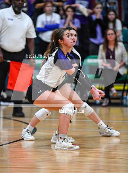 Thumbnail 1 in Schulenburg vs Stockdale  (UIL 2A Region IV Semifinal) photogallery.