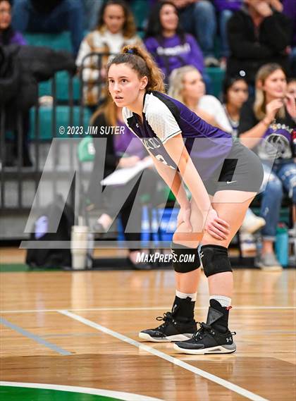 Thumbnail 2 in Schulenburg vs Stockdale  (UIL 2A Region IV Semifinal) photogallery.