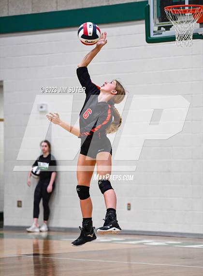 Thumbnail 1 in Schulenburg vs Stockdale  (UIL 2A Region IV Semifinal) photogallery.