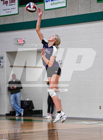 Thumbnail 2 in Schulenburg vs Stockdale  (UIL 2A Region IV Semifinal) photogallery.