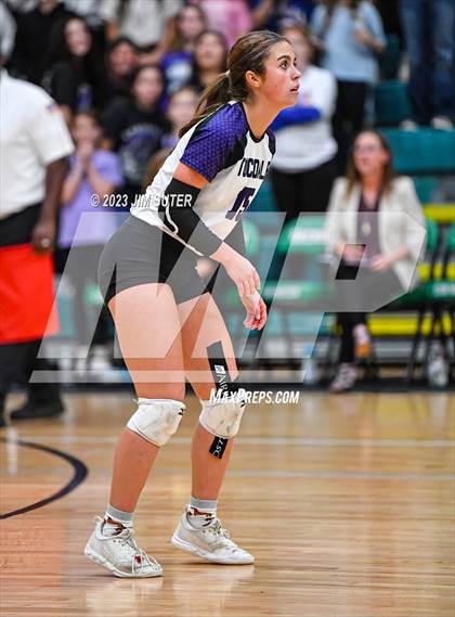 Thumbnail 2 in Schulenburg vs Stockdale  (UIL 2A Region IV Semifinal) photogallery.