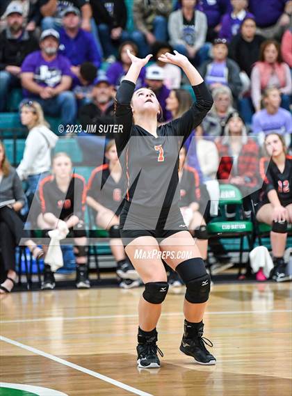 Thumbnail 1 in Schulenburg vs Stockdale  (UIL 2A Region IV Semifinal) photogallery.
