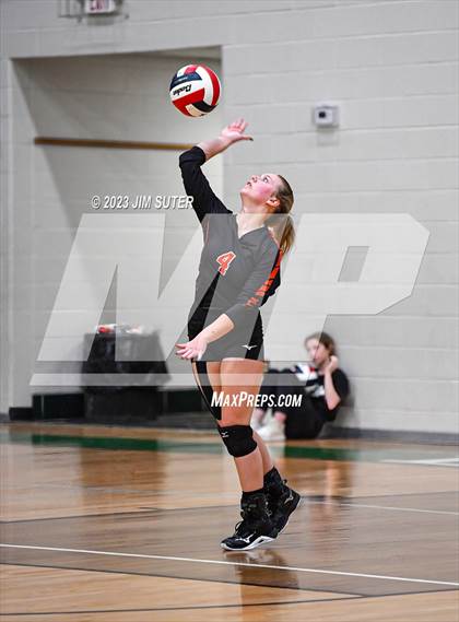 Thumbnail 1 in Schulenburg vs Stockdale  (UIL 2A Region IV Semifinal) photogallery.