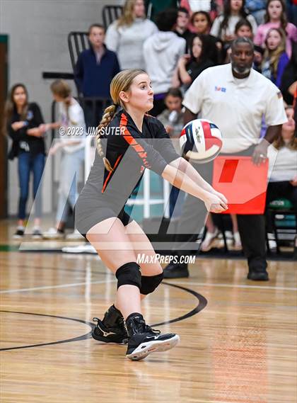 Thumbnail 2 in Schulenburg vs Stockdale  (UIL 2A Region IV Semifinal) photogallery.