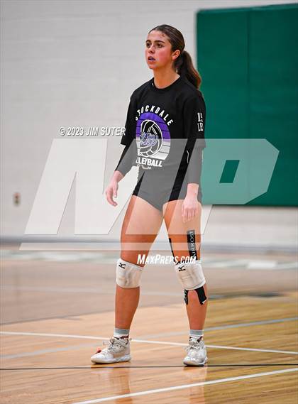Thumbnail 2 in Schulenburg vs Stockdale  (UIL 2A Region IV Semifinal) photogallery.