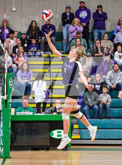 Thumbnail 2 in Schulenburg vs Stockdale  (UIL 2A Region IV Semifinal) photogallery.