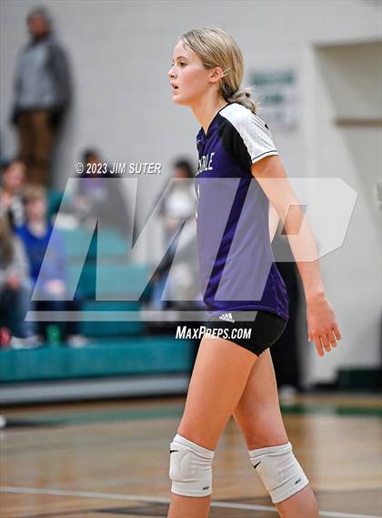 Thumbnail 1 in Schulenburg vs Stockdale  (UIL 2A Region IV Semifinal) photogallery.