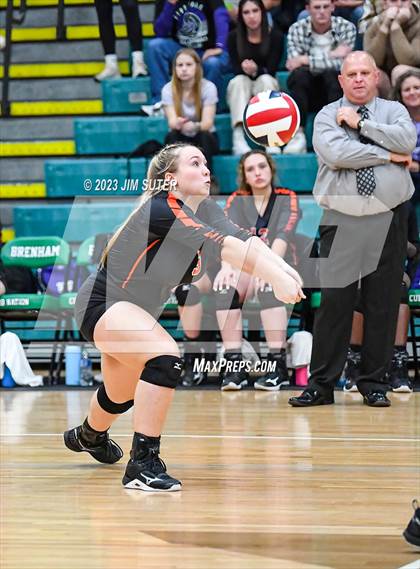 Thumbnail 3 in Schulenburg vs Stockdale  (UIL 2A Region IV Semifinal) photogallery.