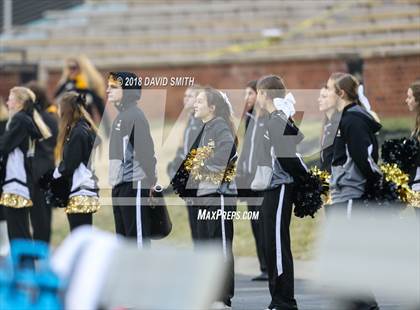 Thumbnail 2 in Lathrop vs. Blair Oaks (MSHSAA Class 2 Show-Me Bowl) photogallery.