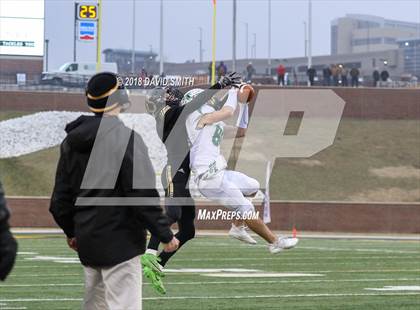 Thumbnail 2 in Lathrop vs. Blair Oaks (MSHSAA Class 2 Show-Me Bowl) photogallery.