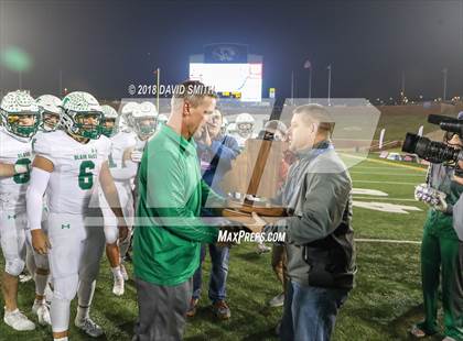 Thumbnail 1 in Lathrop vs. Blair Oaks (MSHSAA Class 2 Show-Me Bowl) photogallery.