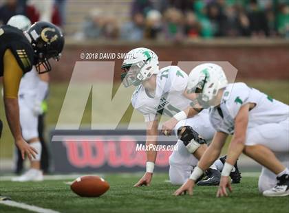 Thumbnail 1 in Lathrop vs. Blair Oaks (MSHSAA Class 2 Show-Me Bowl) photogallery.