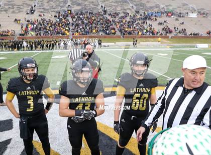Thumbnail 3 in Lathrop vs. Blair Oaks (MSHSAA Class 2 Show-Me Bowl) photogallery.