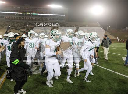 Thumbnail 2 in Lathrop vs. Blair Oaks (MSHSAA Class 2 Show-Me Bowl) photogallery.