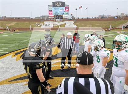 Thumbnail 1 in Lathrop vs. Blair Oaks (MSHSAA Class 2 Show-Me Bowl) photogallery.