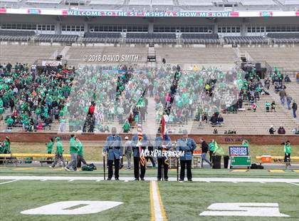 Thumbnail 3 in Lathrop vs. Blair Oaks (MSHSAA Class 2 Show-Me Bowl) photogallery.
