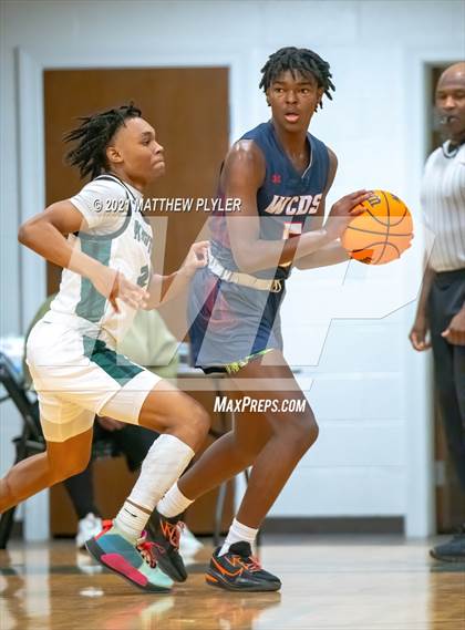 Thumbnail 3 in Wayne Country Day vs Greenfield (Greenfield Christmas Tournament) photogallery.