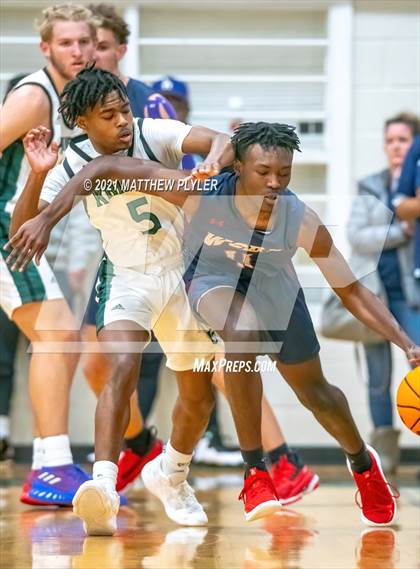 Thumbnail 2 in Wayne Country Day vs Greenfield (Greenfield Christmas Tournament) photogallery.