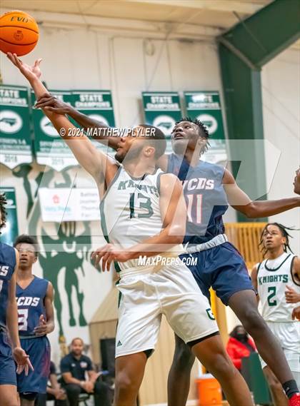 Thumbnail 3 in Wayne Country Day vs Greenfield (Greenfield Christmas Tournament) photogallery.