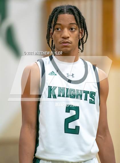 Thumbnail 3 in Wayne Country Day vs Greenfield (Greenfield Christmas Tournament) photogallery.