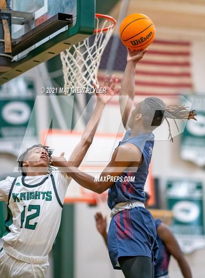 Thumbnail 3 in Wayne Country Day vs Greenfield (Greenfield Christmas Tournament) photogallery.