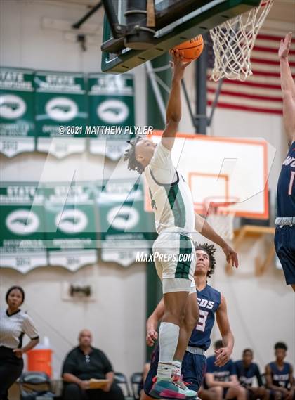 Thumbnail 2 in Wayne Country Day vs Greenfield (Greenfield Christmas Tournament) photogallery.