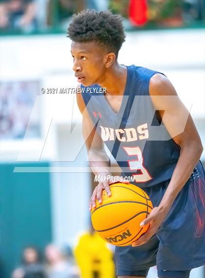 Thumbnail 3 in Wayne Country Day vs Greenfield (Greenfield Christmas Tournament) photogallery.