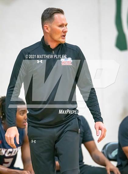 Thumbnail 3 in Wayne Country Day vs Greenfield (Greenfield Christmas Tournament) photogallery.