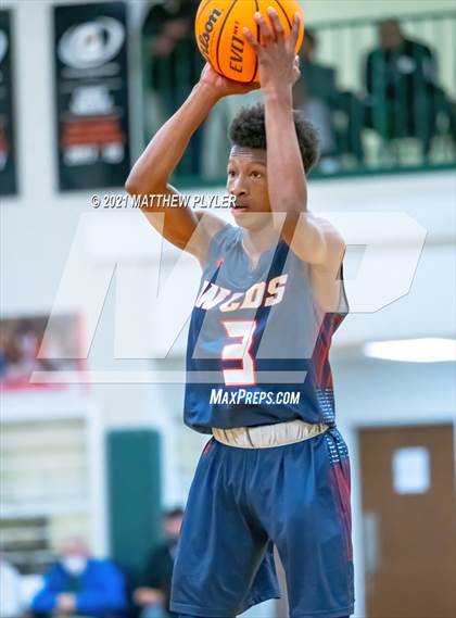 Thumbnail 2 in Wayne Country Day vs Greenfield (Greenfield Christmas Tournament) photogallery.