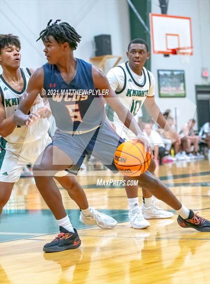 Thumbnail 2 in Wayne Country Day vs Greenfield (Greenfield Christmas Tournament) photogallery.